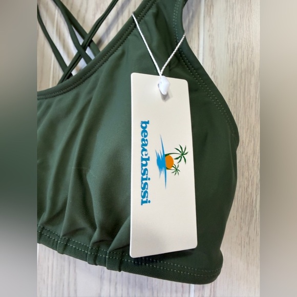 beachsissi Strappy Crossback Bikini Top Green Medium NWT Swimwear - Picture 3 of 5